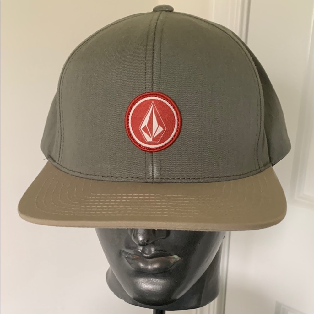 Volcom Hat - Picture 1 of 6